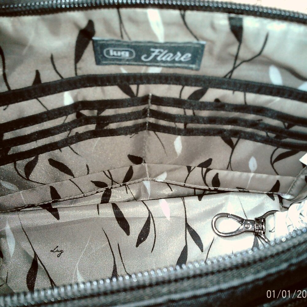 Black Lug Flare with Shoulder Strap - Crossbody Strap no Included - Picture 2 of 6